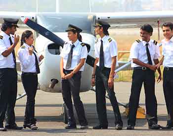 B.Sc in Aviation Management Course | Eligibility | Career Options After  Aviation Management | Top Recruiting Companies | Salary
