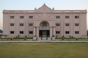 Shree Swaminarayan Gurukul International School Vidyanagar